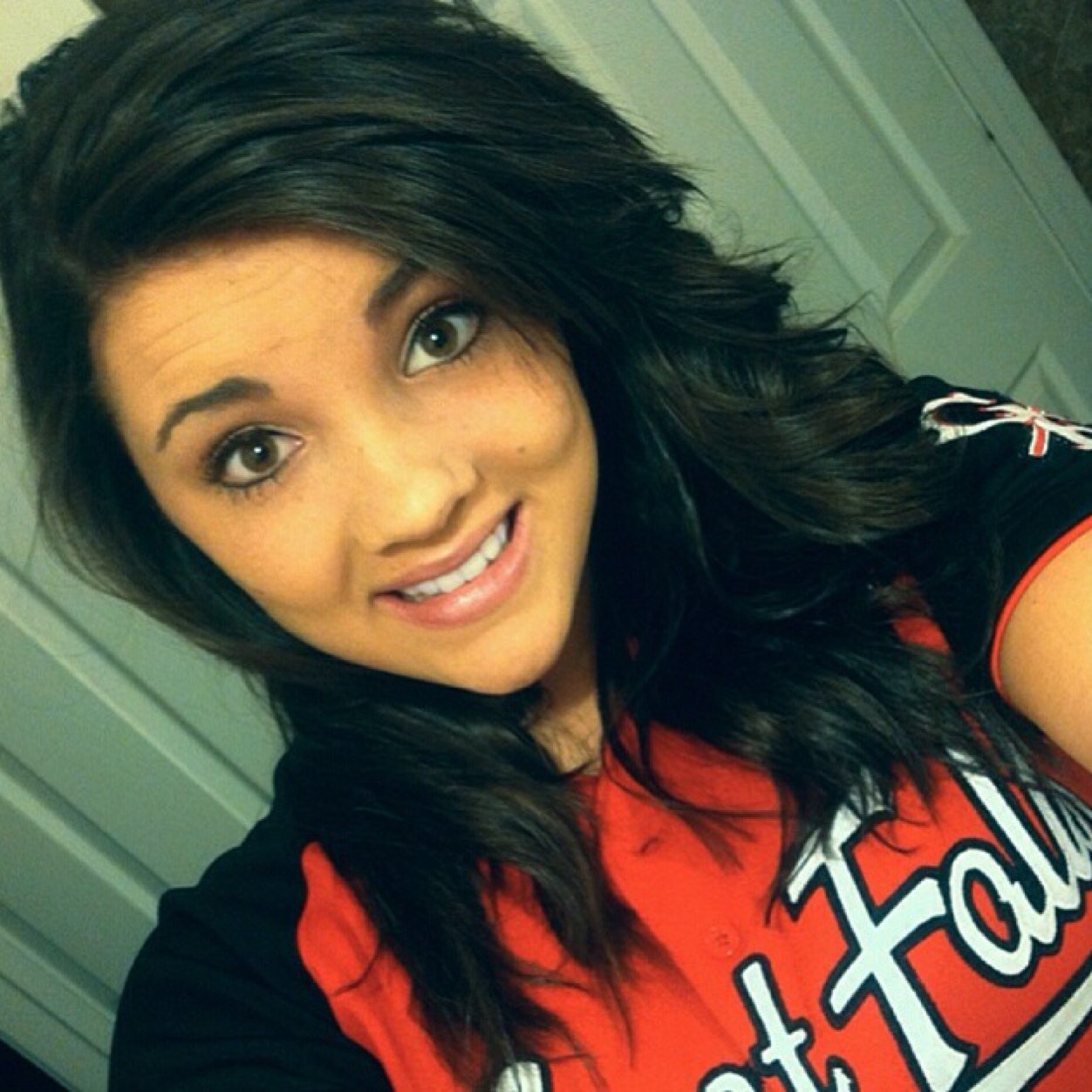 ~GFHS class of '16. 
~Softball #10 ~Basketball #40  *Country Girl*