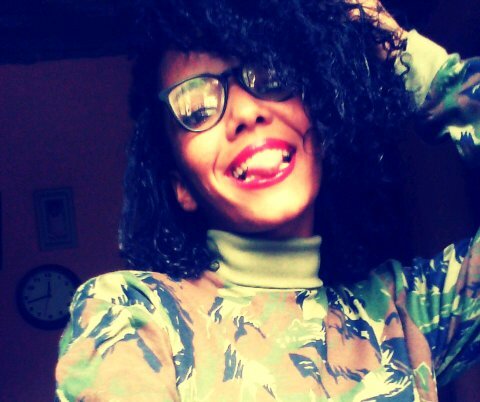 PrisccilaIgnot's profile picture. WhatsApp :: 021 9-71272850