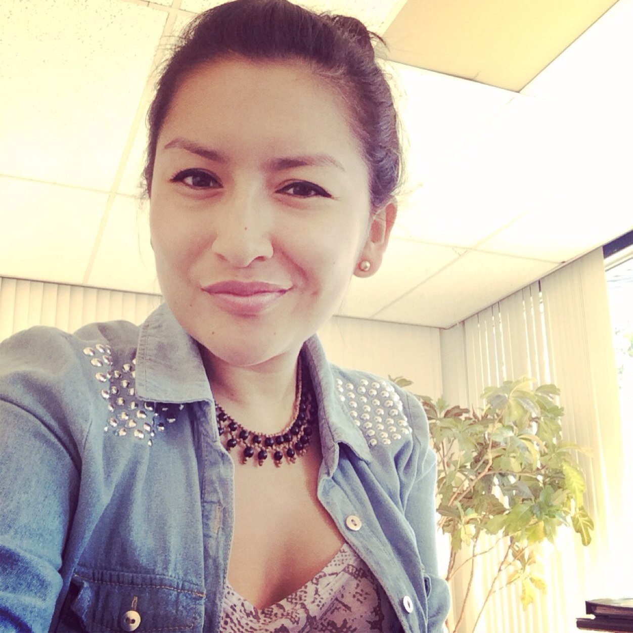 estefacosta's profile picture. La verdadera felicidad consiste en hacer el bien.. Aristóteles