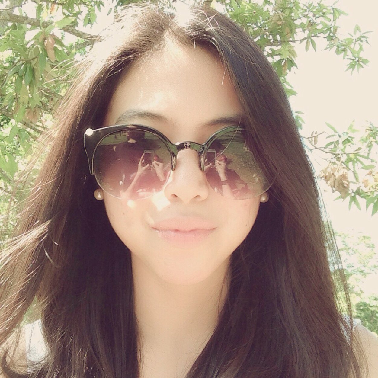 melabu_'s profile picture. No one can make you feel inferior without your consent.