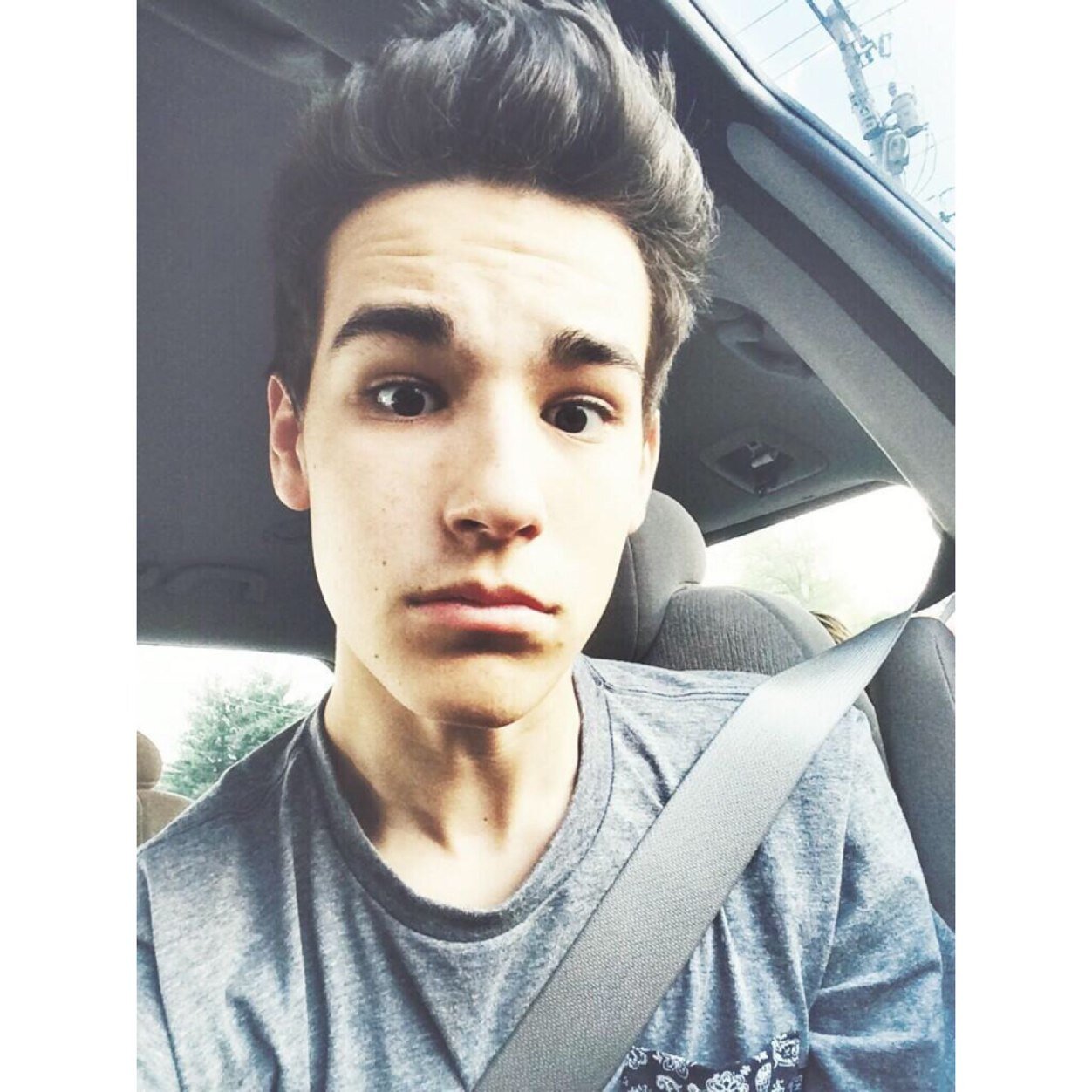 'Cause you've been taking up my mind with your little Whitesides little Whitesides //◽️sider