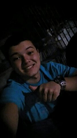 Ergue essa cabeça mete o pé e vai na fé, manda essa tristeza embora, basta acreditar que um novo dia vai raiar, sua hora vai chegar ... ♫♪