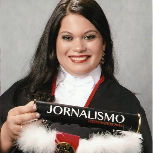 Jornalista, gaúcha, sou idealista,  determinada!