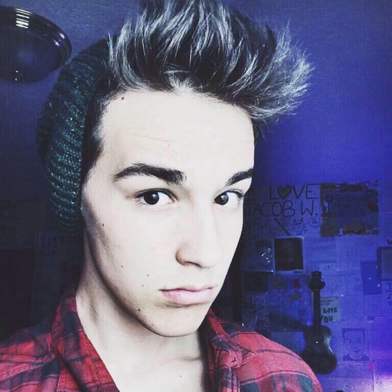 |•Damn Damn Whitesides, where the hell you been•|                                                 Fab White Girl✌