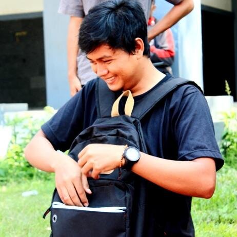 jangan jadikan agamaku sebagai jalan pemikiran fanatikmu yang tidak logis | penikmat kopi | '10