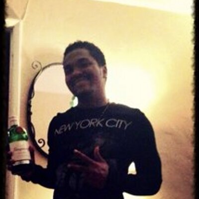 Profile Picture of Jay Oluve (@donnelldelgado) on Twitter