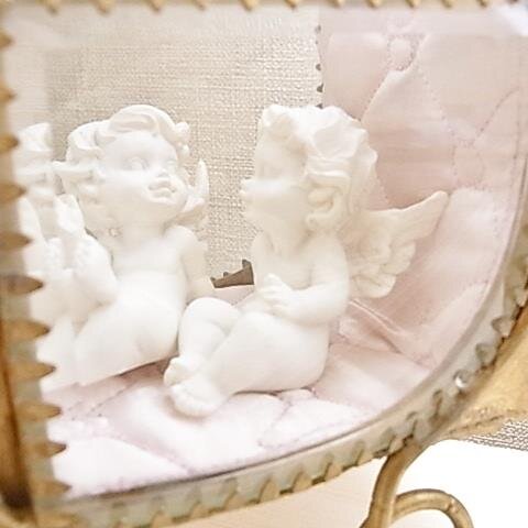 violetteyuki88's profile picture. ヒーリングサロンAlchemy（アルケミー）主宰☆天使や女神、フェアリーといったスピリットとともに人生をHappyに変容させるヒーリングワークを提供中♪セッションメニューはアチューメントとクリスタルヒーリング。遠隔にて日本全国＆海外在住の方も受けて頂けます。☆https://t.co/ocdGhqFOVT