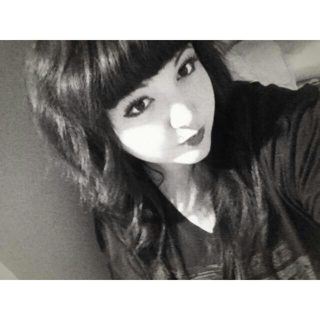 names Delilah you can call me Lilah for short 
I love music Metal\m/ metal up your ass
Taken 8/11/12 Rob Mcgregor3
Follow and ill follow back 
Stay metal:)
