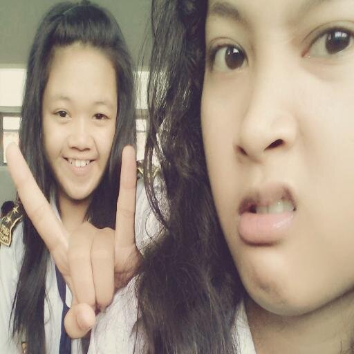 Lia_Zebbi's profile picture. Simple Girl, Not Perfect, But Limited Edition. 3 25 Desember 2013 (Rama Irfan Fahlepvi) 3 Fb : Lia Zebbi
 087758138xxx