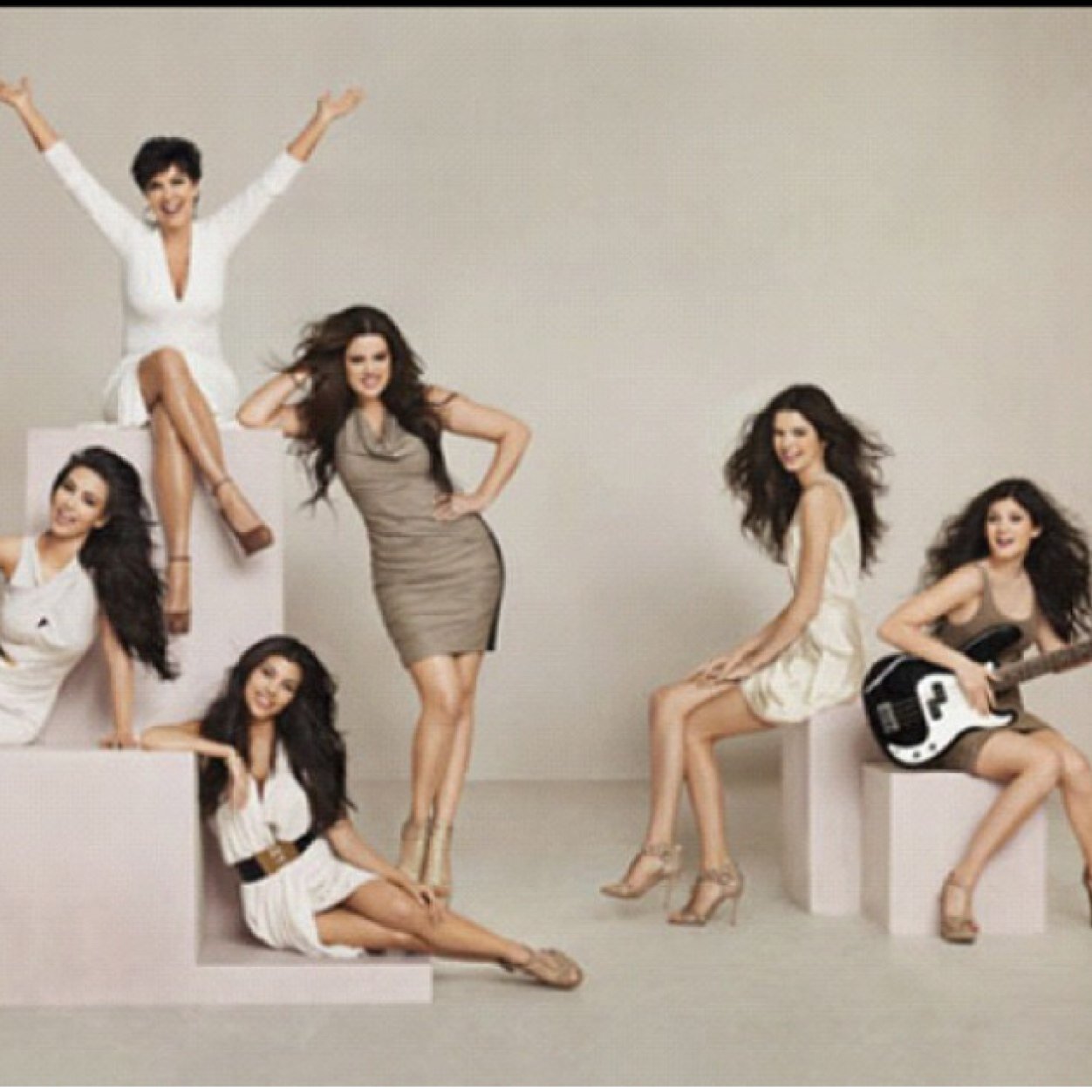 I would kill to be one of them die if they needed help my lofe goal get noticed or followed by @khloekardashian  @krisjenner @kimkardashian @kourtneykardash