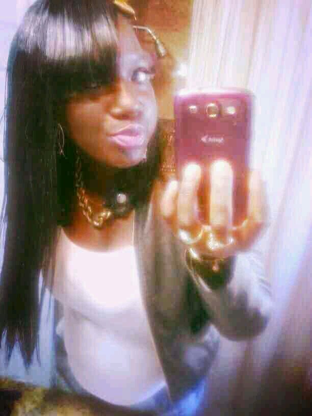 mother of two  beautiful little girl's if it's not about jada or jayla idgaf