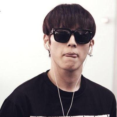 เรานั้นเป็นเบบี้ เยสเซ่อร์ เมนพี่ฮิม พี่ฮิมนั้นคือเมียเรา ไม่สมควรเป็นสามี เพราะหน้าสวยกว่าเรา รักบัพทุกคนและตลอดไป #เบบี้บีม