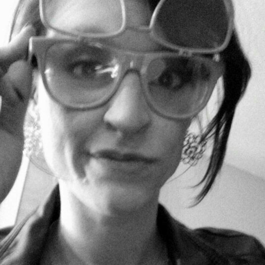 cl_elliott083's profile picture. Breathe it all in..love it all out.