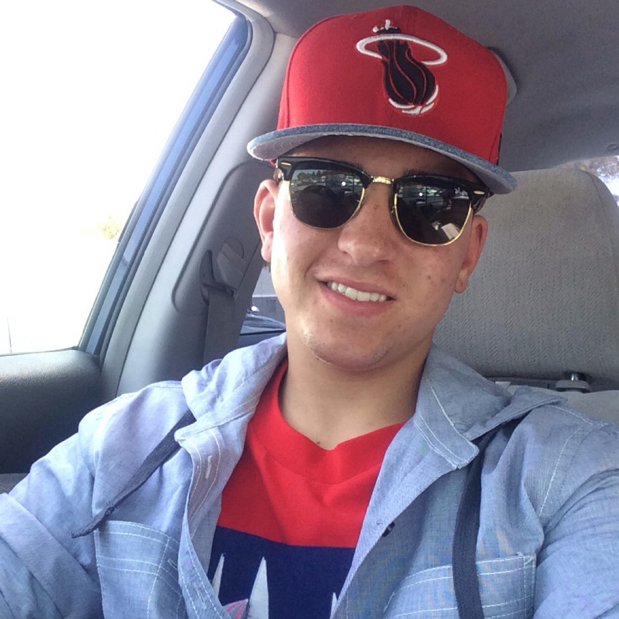 Nico_Faro's profile picture. Laugh Now, Fly Later.