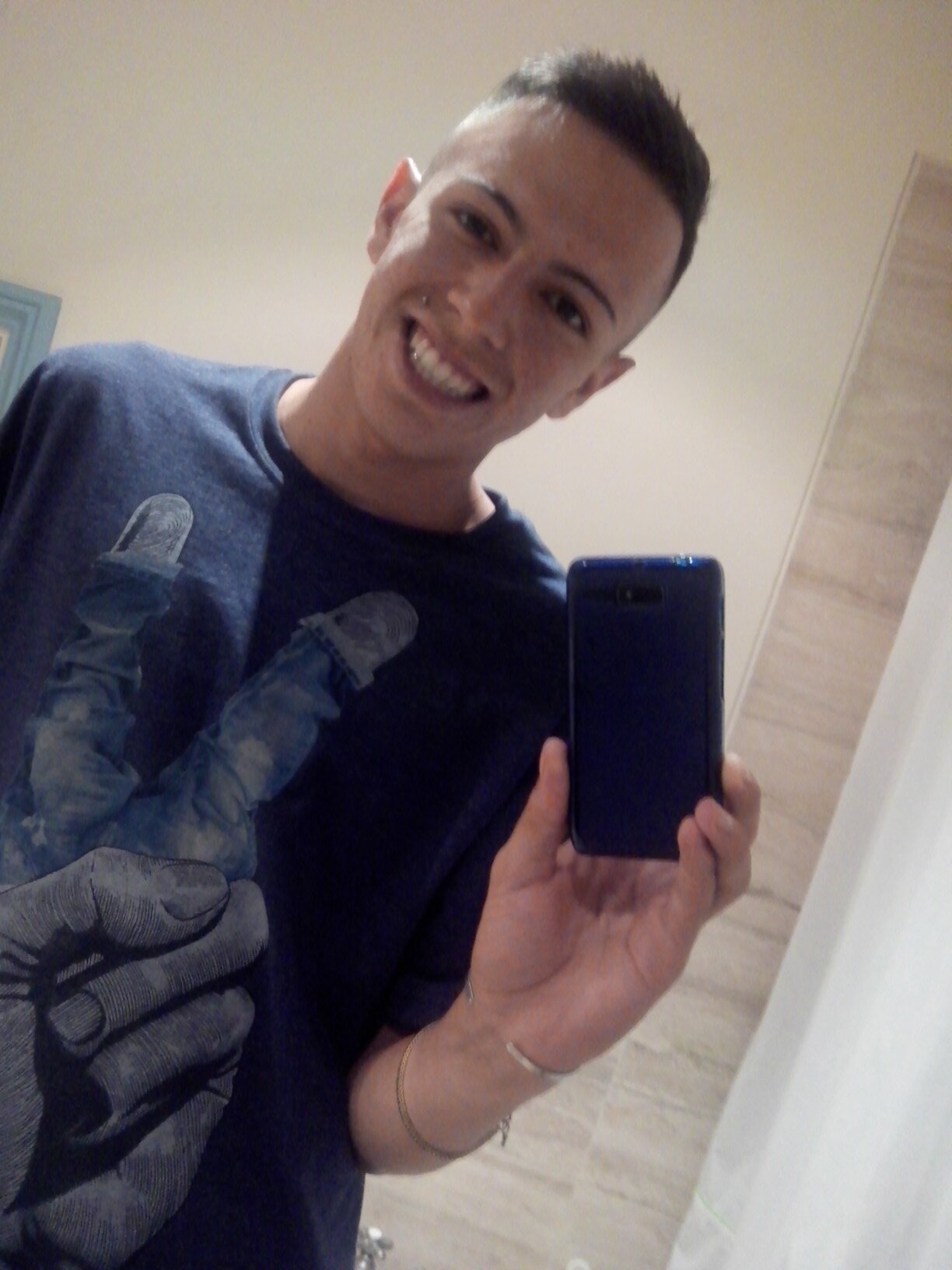 a1f14ce7e6b1413's profile picture. 