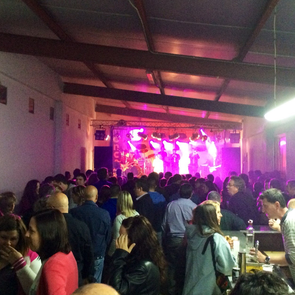 Comision_Villar's profile picture. Cuenta en Twitter de la comisión de fiestas de Villar del Salz -Teruel-