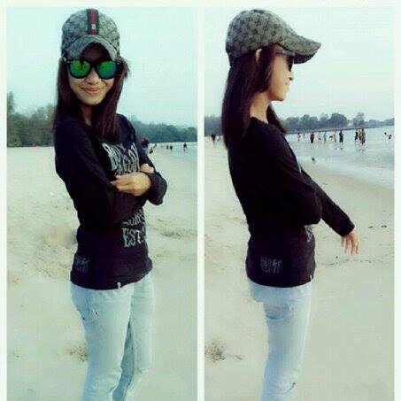 follow me :) mention me to followw back .. fb ¤ iira sepet's vii ¤ |Hairul|¤™ id wechat : aniraneera