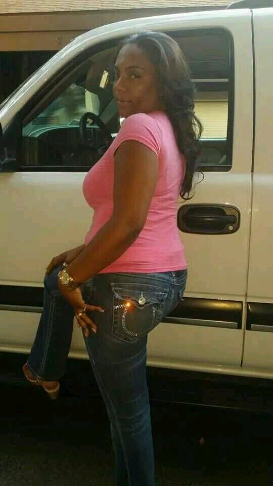 queenofoc's profile picture. DADDY WHY DID U HAVE TO MAKE ME A GO GETTA? CEO OF BLOW THA WHISTLE ENT.I ALSO DO  REAL ESTATE, MANAGE ACCOUNTS , PHOTOGRAPHY, EVENT PLANNING,HOSTING,  ETC.