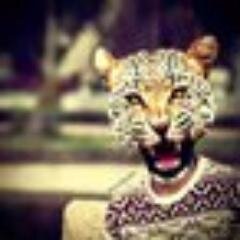 امي ؛ ذهبت لرحله طويله لن أراهآ إلا بأحلامي لن تسمعني إلا بدعائي اللهم ارحمها و اغفر لها و اجعل لها نعيمًا في جناتك.