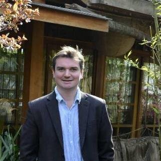 Educator, writer, business trainer and author of TEFL 101.
Non ELT: @LuanHanratty