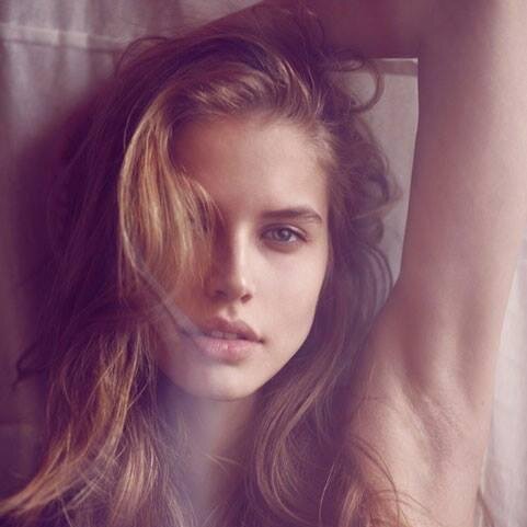 AmoraCamp's profile picture. 