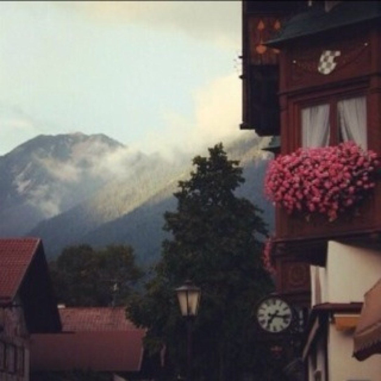 hessah118's profile picture. 