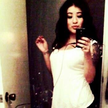 nae_babby's profile picture. Im moving forward in life & the only way im looking back is if its my ass in the mirror❤❤