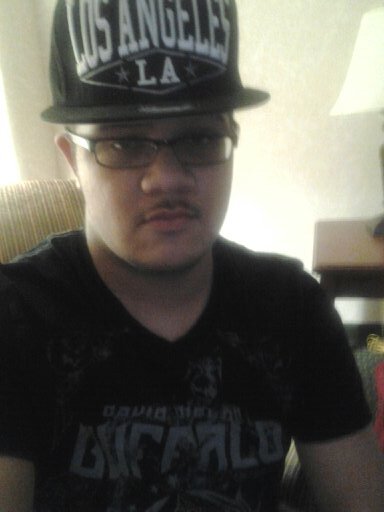 Whatup homies any girl dats single need a lovin boyfriend hit me up .DM me