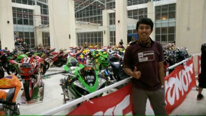 maul_rizky's profile picture. love allah.my family.my girl FF