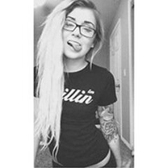 janel blackburn • 7teen • single&etero • barista