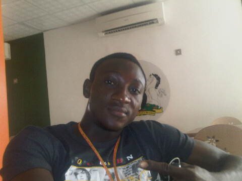Ma masef me nah :) ama machine which has no spare parts! Treat moi right uhn|kiss the follow button sharpy #Teamskinny #Aquarius #Gunner4Life