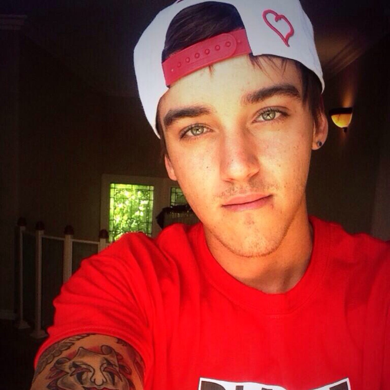 @brooksbeau followed you, congrats ❤️