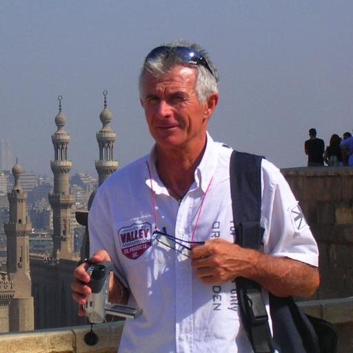 Ins. ed. fisica -personal trainer -titolare palestra zerottanta - ex nazionale di ciclismo-amante dei viaggi e della fotografia- appassionato di Comunicazione