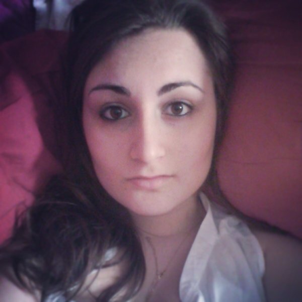 Mon dos est pas un répondeur, donc si t'as un truc à me dire, dit le moi en face !   Nan je déconne j'en es rien à foutre #VieTasVie #Et #EnmerdeLeReste