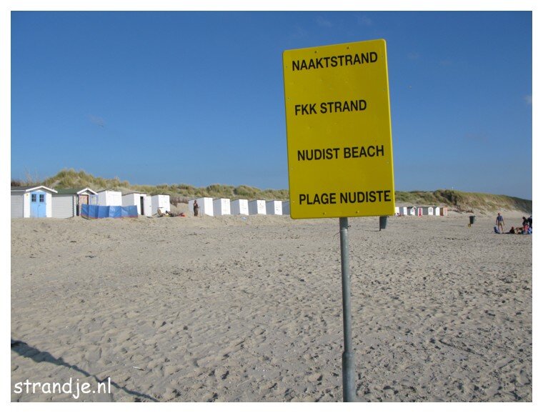 Nudism Pics!
Ik ben een nudist uit Twente. Geniet je van nudistische foto's volg mij dan. Een keer samen naar een naaktstrand/sauna.... bericht mij dan!