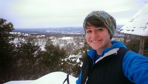 Outdoor enthusiast turned computational biology grad student.
