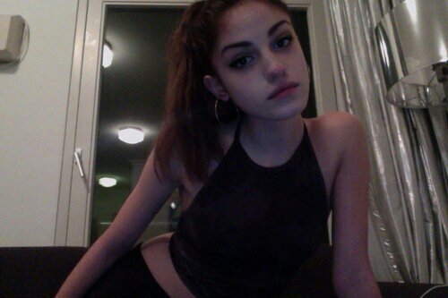 abbie bee moreira, 18