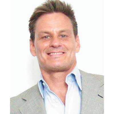 Commercial & Luxury Real Estate Advisor with London Foster. Contact me sell or buy a FABULOUS FLAT today!