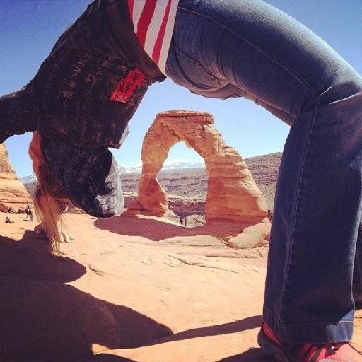 _travlinwoman_'s profile picture. Running coach, personal trainer, yoga teacher, FitFluential Ambassador, world traveler! Navigating the path less traveled, telling you about it!