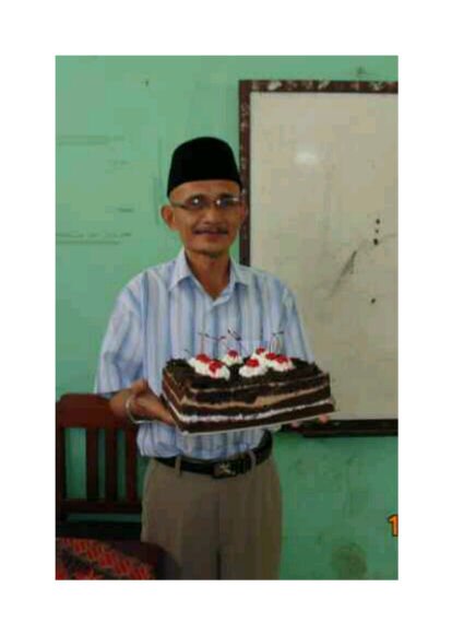 double_delapan's profile picture. Kelas paling rajin Tadarus .                               Jiwa Raga yang SMART ( Sigap, Menarik, Adil, Relijius, Tanggung jawab )  Pak Syharudin♥