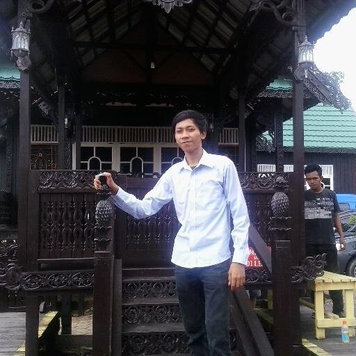 Jalani hidup apa adanya.