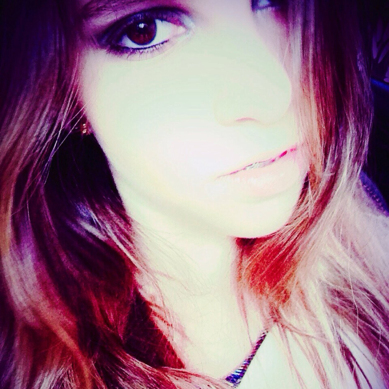 Quer ver uma comedia??? Confere ai!! Vine: AnnaCB Curte algum famoso??? Segue la!! Instagram: MyForeignCelebrities
            Snapchat: annacb13