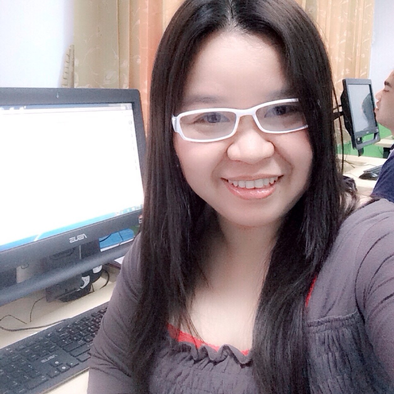 LadypinkN's profile picture. 