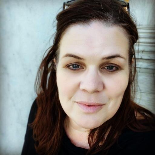 Mother, wife, sister, friend, photographer, crybaby, frustrated artist, smoothie lover, hockey fan, city girl. She/her/mom.