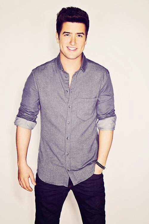Logan Henderson...BIG TIME RUSH.. Love ♥