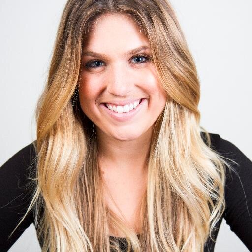 Optimist | Runner | Adventure Seeker | Laughter Enthusiast | @Univ_Of_Oregon Alumna | Oregonian | #MarComProfessional