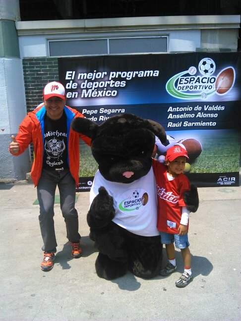 Chilango por convicciòn, amo mi ciudad!, metalero (old school) Y PUMA de corazòn..