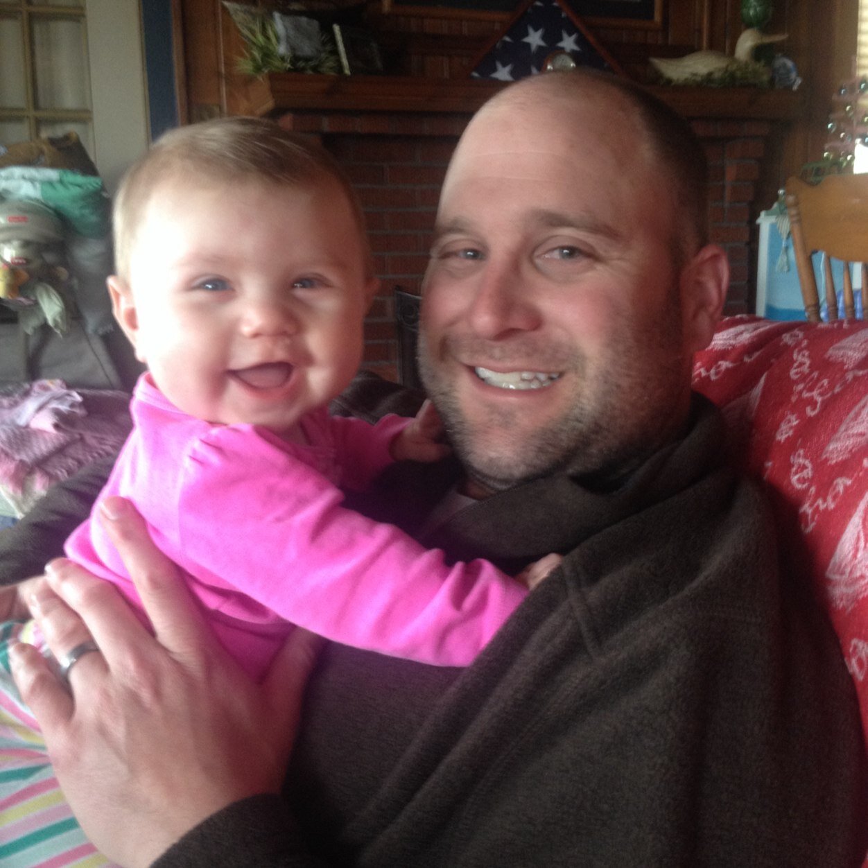 Manage Walt's Health Foods in Downtown Jackson.  Dad to Braylynn.