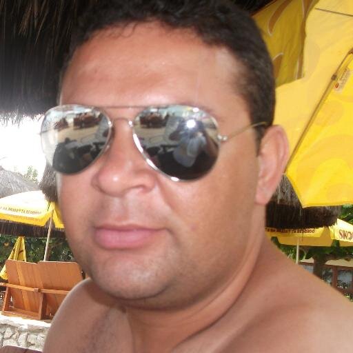 ErlisonLeite's profile picture. Gosto de trabalhar e curtir a vida da melhor maneira possível