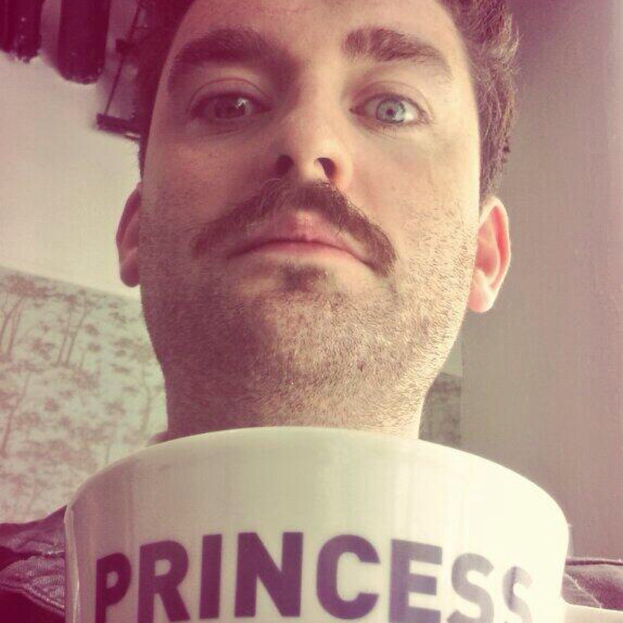 A fan account to appreciate the percison and perfectness of Vinny May's moustache. He plays the pots and pans in Kodaline